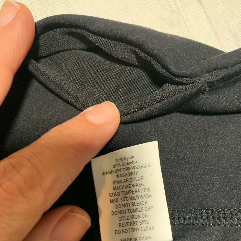 Zyia black leggings. Crop. Size 12. - Picture 8 of 12